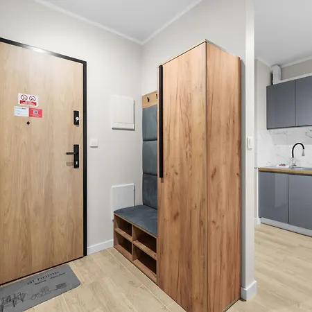 Staw Plaszowski Comfort By Bookinghost Krakow